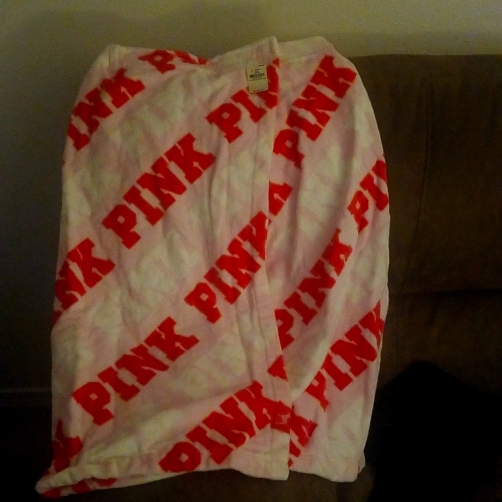 Pink towel
